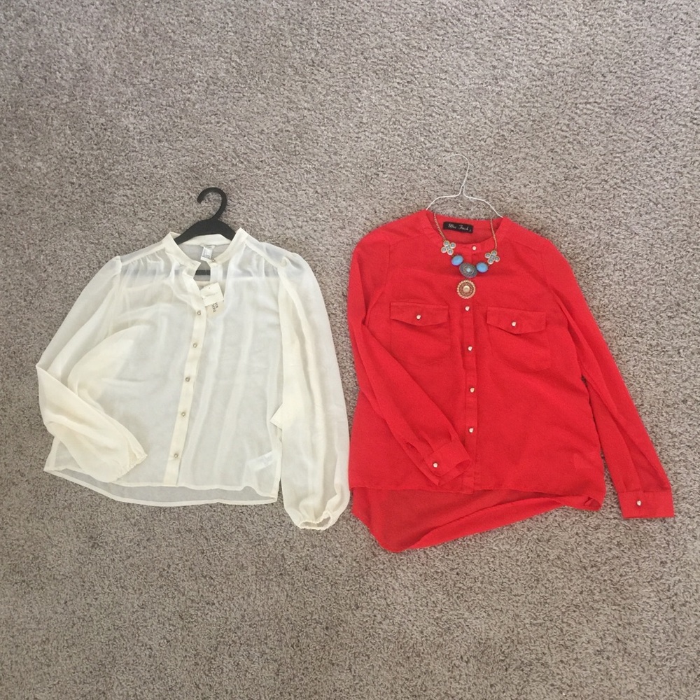 3 piece bundle/lot long sleeve tops plus necklace